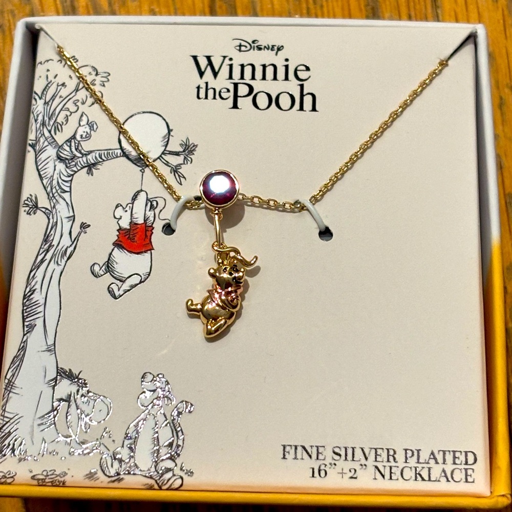 NIB Disney Winnie the Pooh holding balloon Necklace